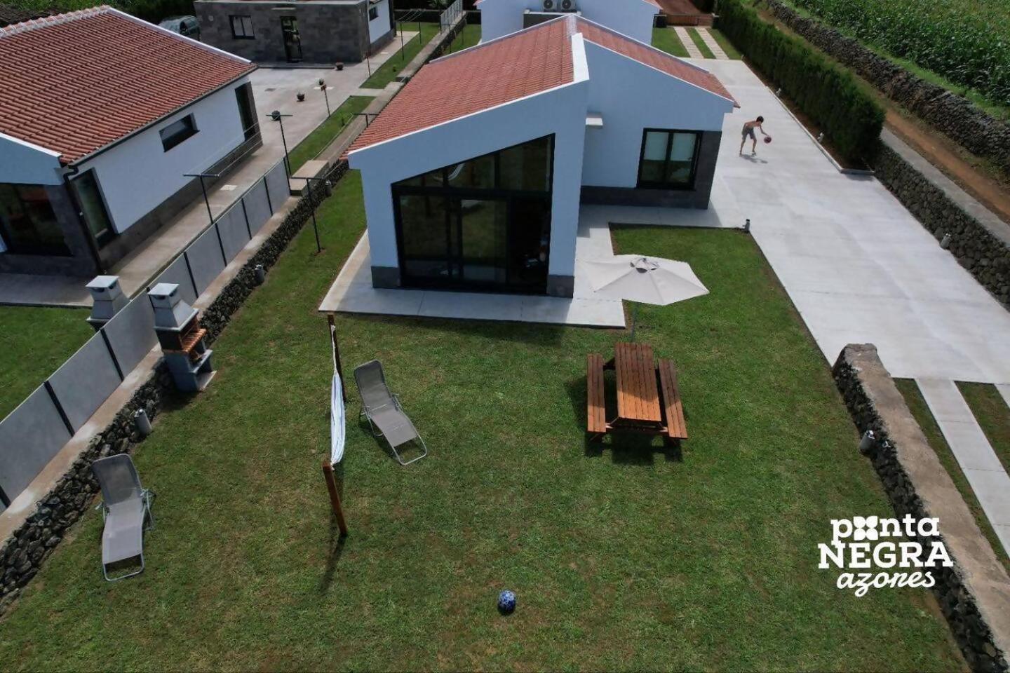 Photography House By Pontanegraazores Altares Exterior photo